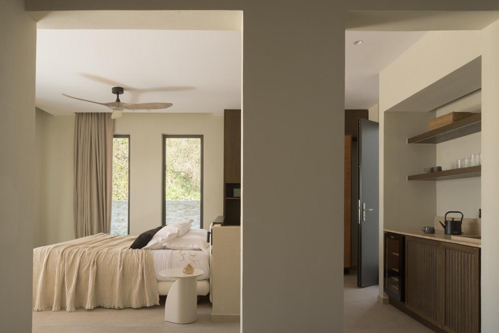 Dyo Beach Suites 레팀노 외부 사진